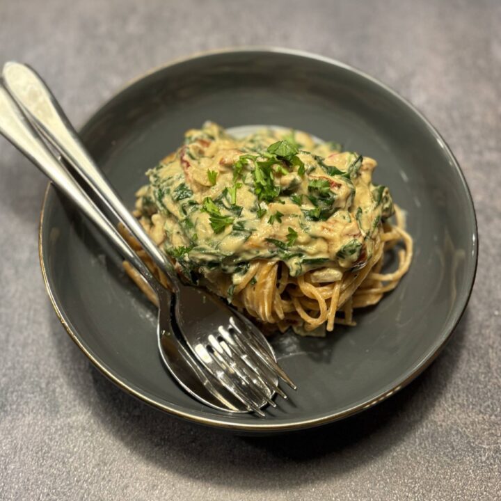 Vegan, Gluten-Free Creamy Spinach & Sun Dried Tomato Pasta