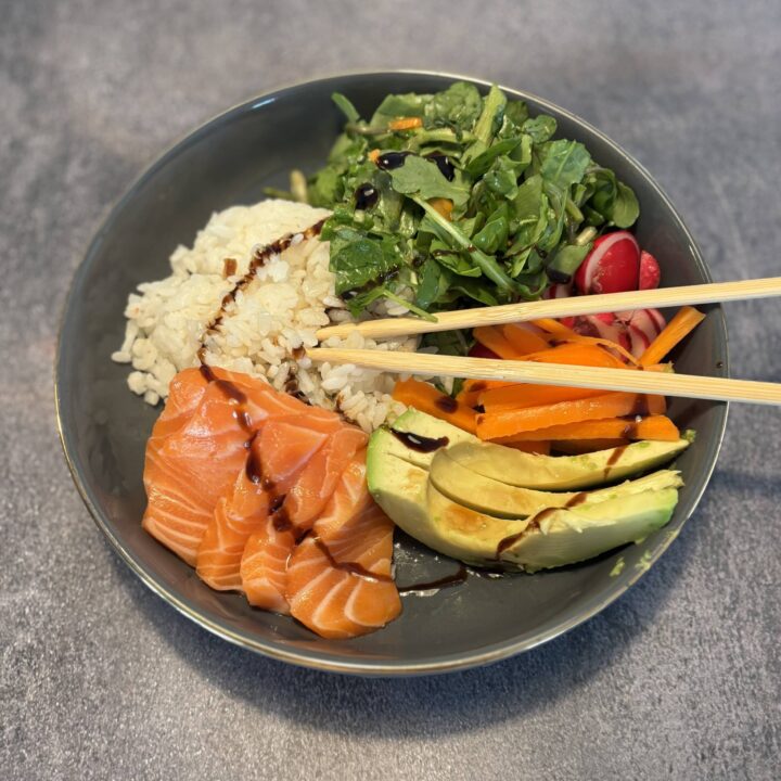 Salmon Poke Bowl 