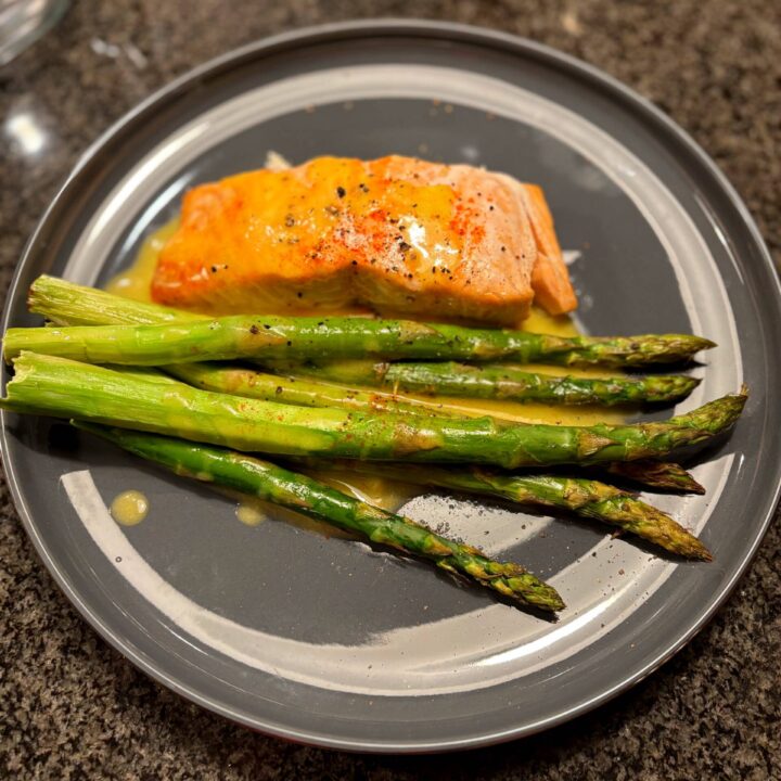 Salmon, Asparagus & Hollandaise